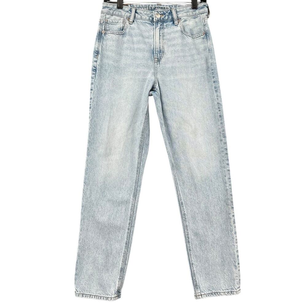 American Eagle Jeans Light Wash High Waisted Mom Jeans Womens Size 6